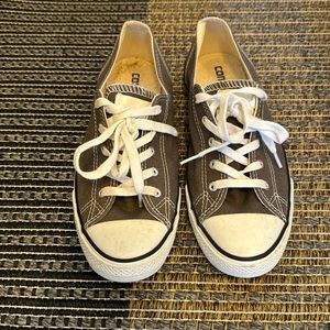 Converse all star. Never been worn.